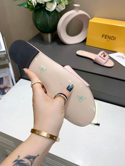 FEN Slippers Toe  Mule Pink