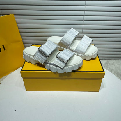 FEN Slippers Slide on White