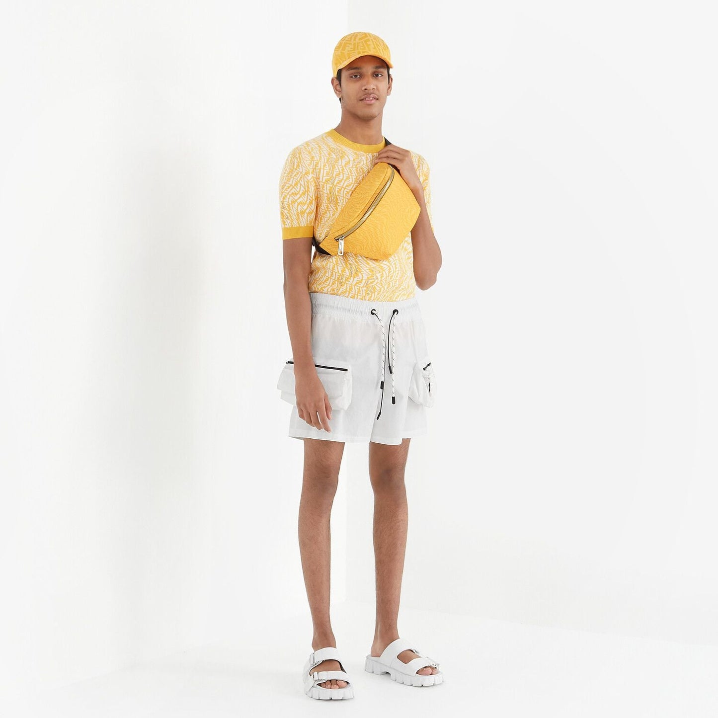 FEN Slippers Slide on White