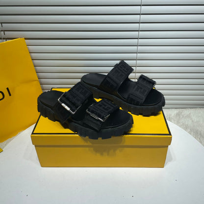FEN Slippers Slide on Black