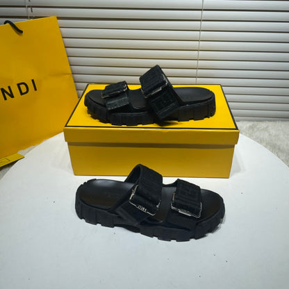 FEN Slippers Slide on Black