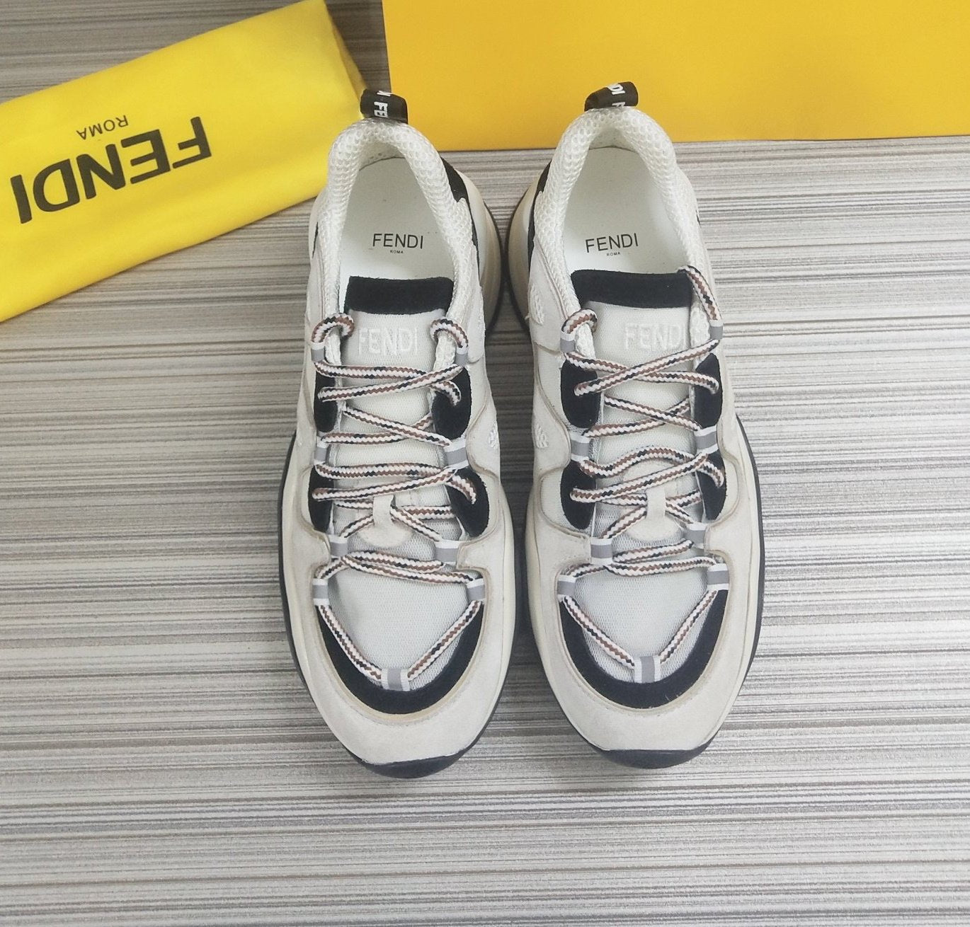 Fen Sneakers White