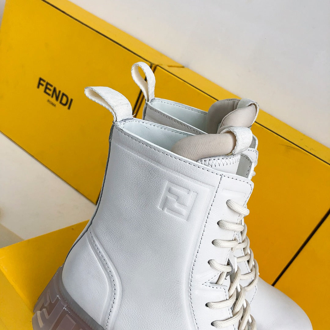 FEN  Boots  2 Color 's