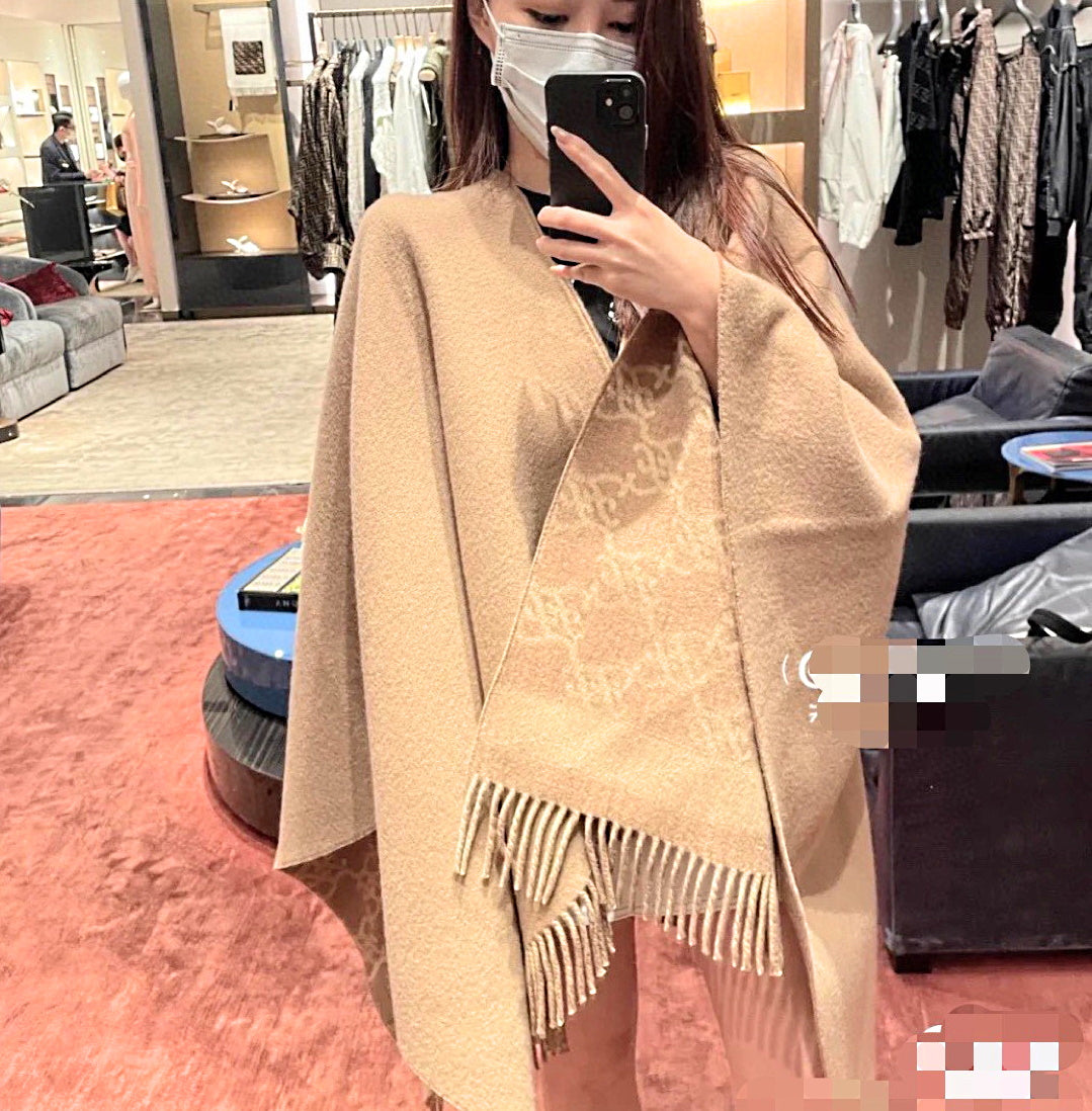 FEN  Scarf Poncho