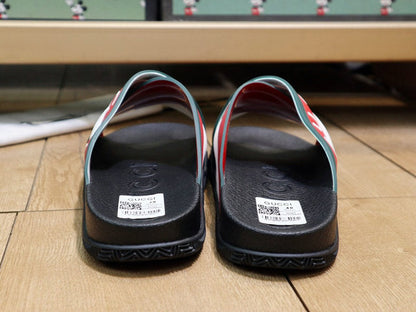 GU Slippers Slider 2 Color 's