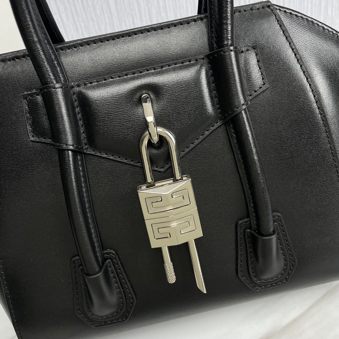 GIVENJY Bag 27 cm Antigona 2 color 's