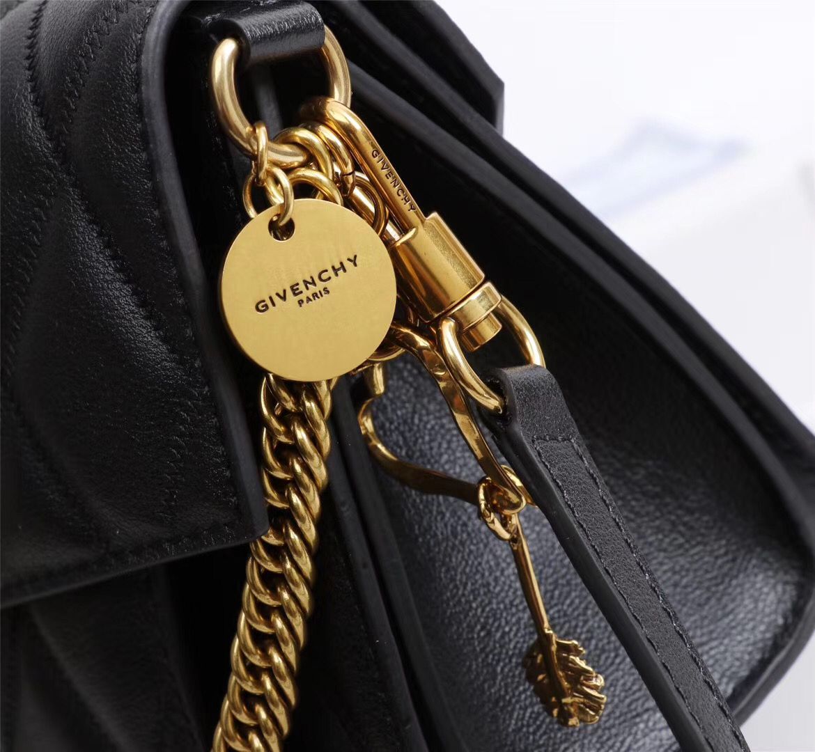 Givenjy  Bag Black  2 Size's