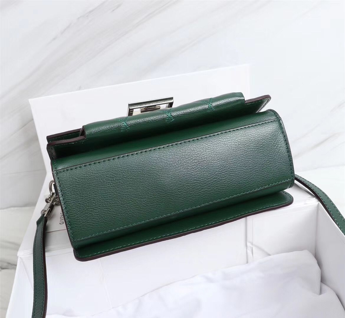 Givenjy  Bag Green  2 Size's