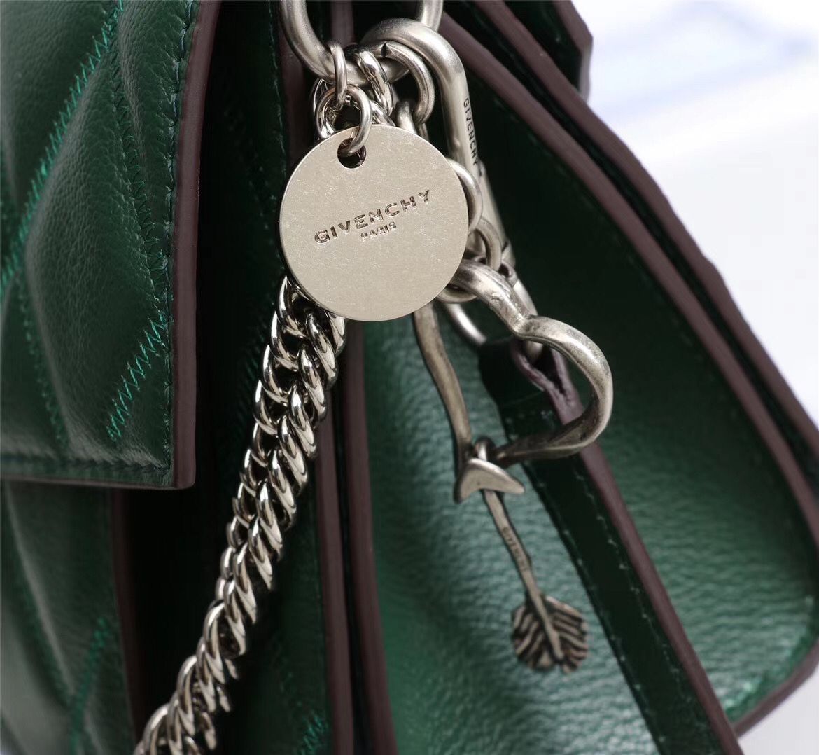 Givenjy  Bag Green  2 Size's