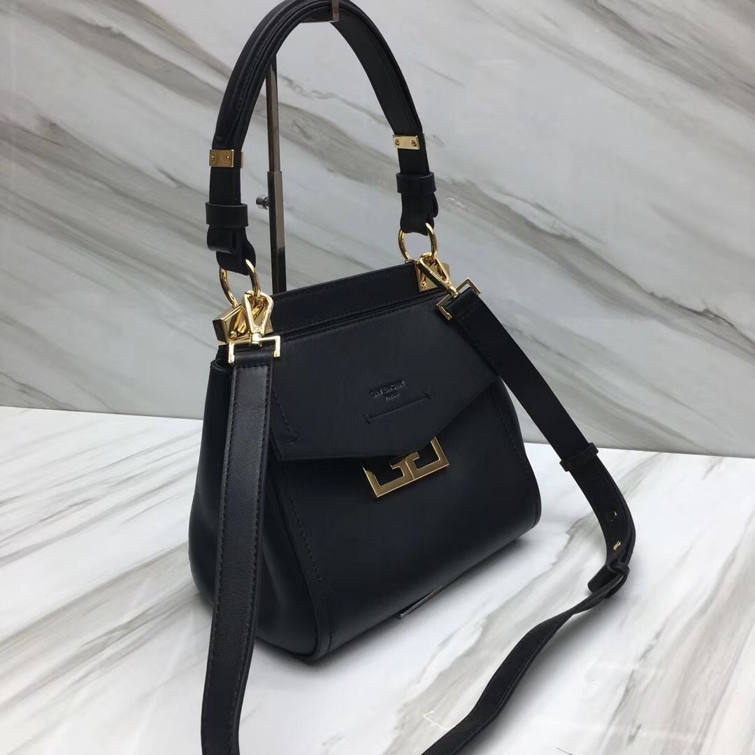 Givenjy Bag  2 Size's