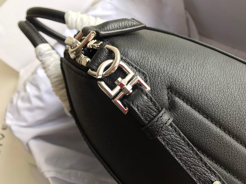 Givenjy  Bag Black