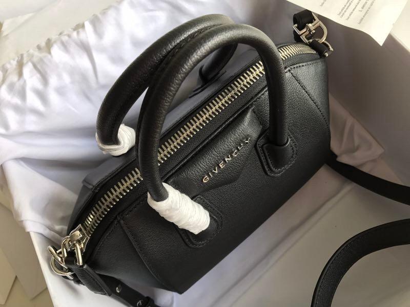 Givenjy  Bag Black