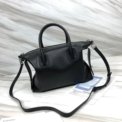 Givenjy Bag Black 2 SIZES Antigona