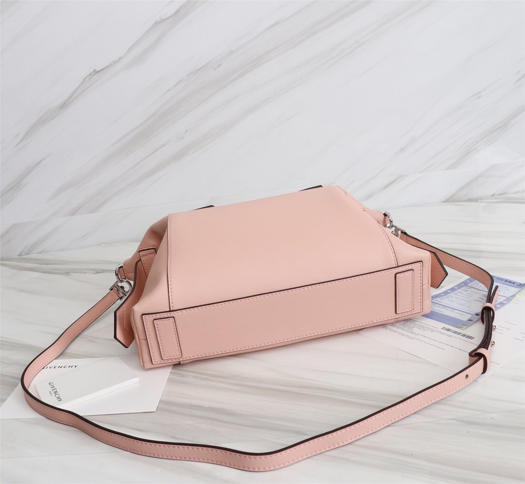 Givenjy Bag Pink  Antigona