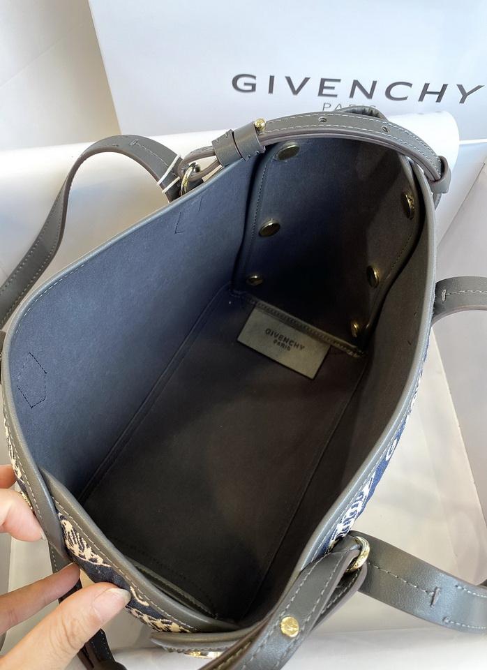 Givenjy Tote Bag