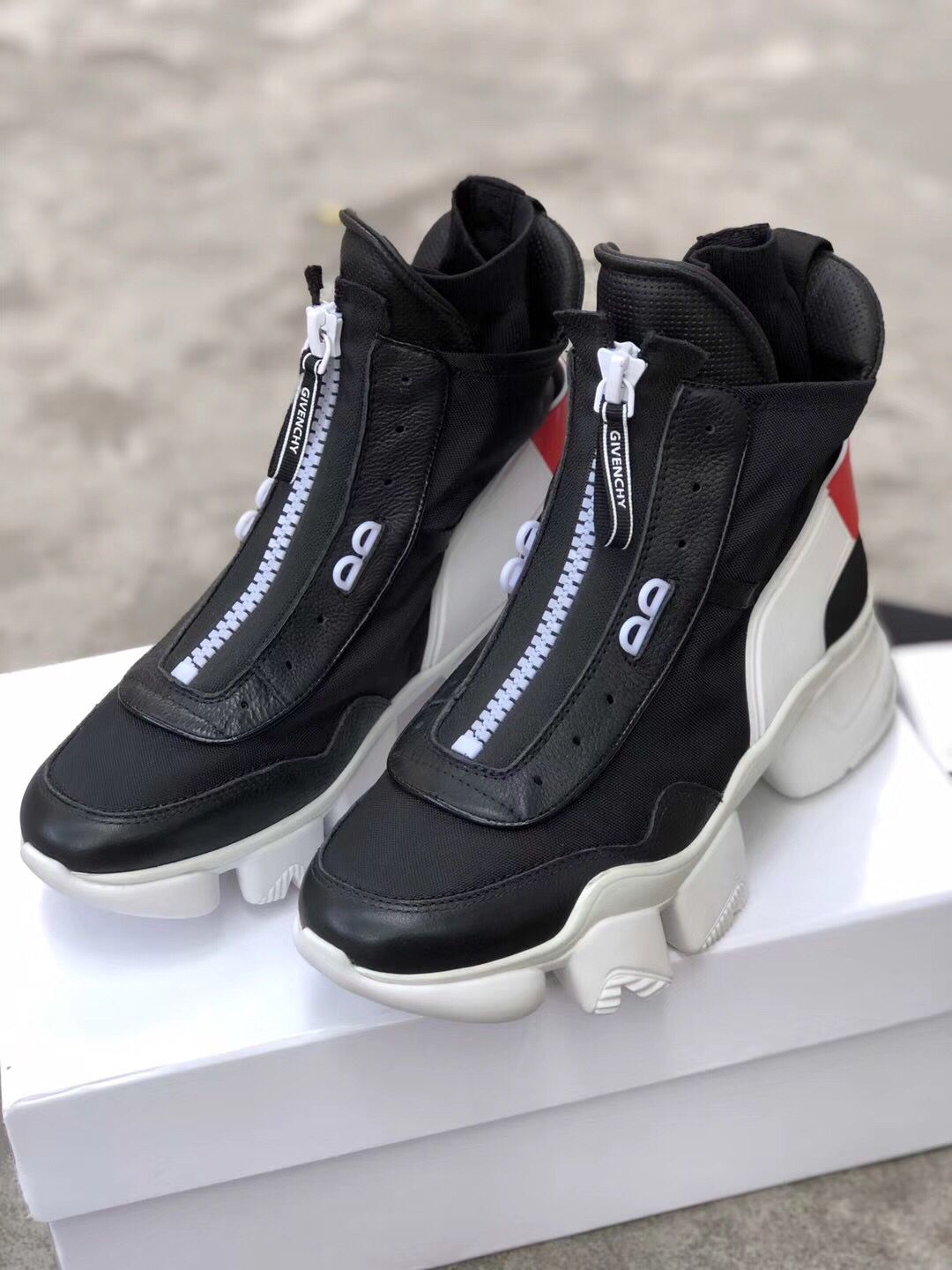 Givenjy Boots Zipper White