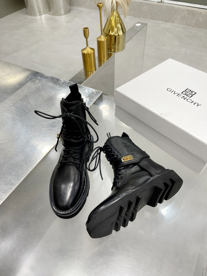 GIVENJY  Boots Black
