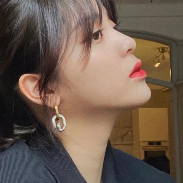 GIVENJY  Earring