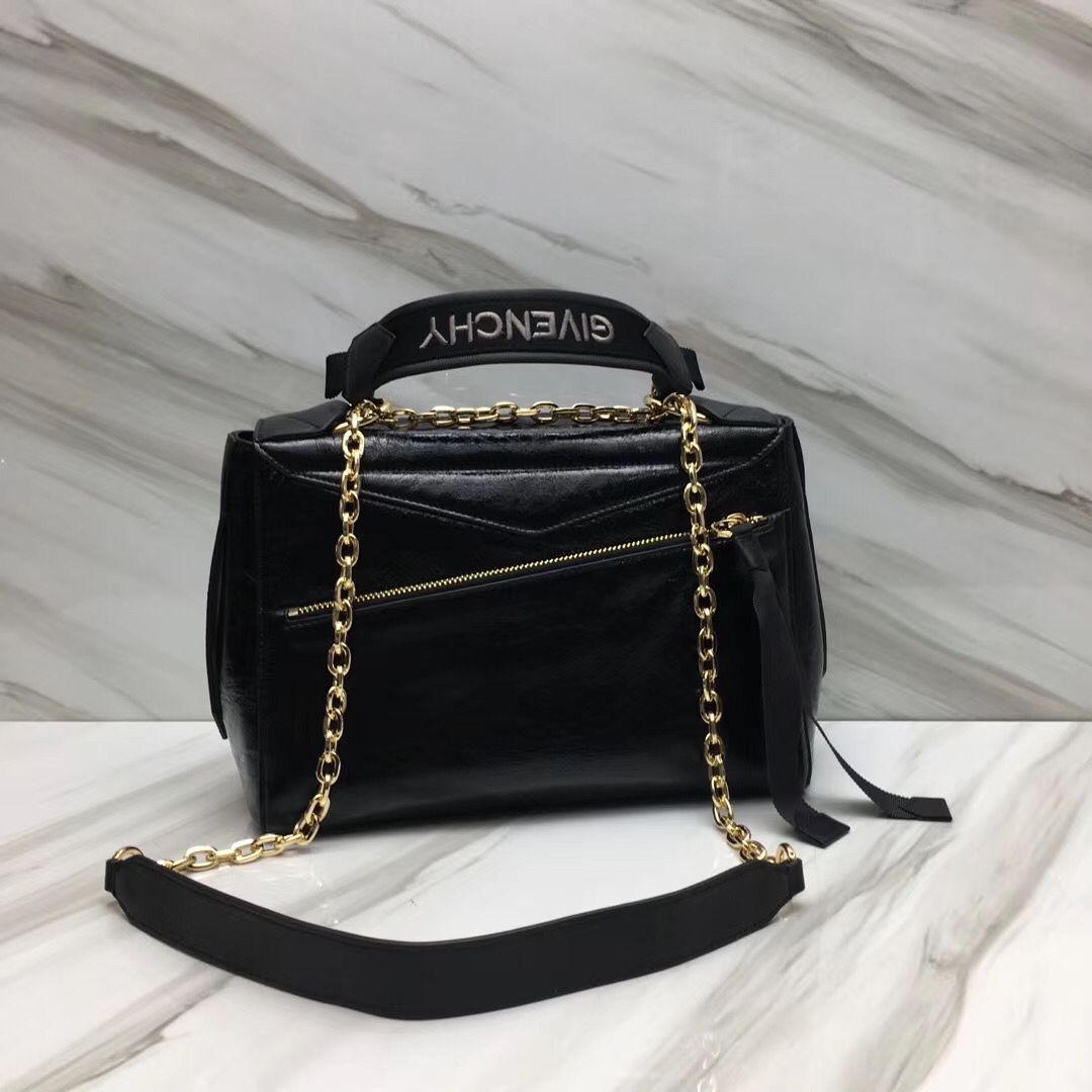 Givenjy Bag 22 Cm Handle