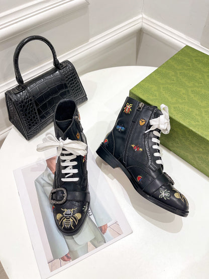 GU Boots Embroidered