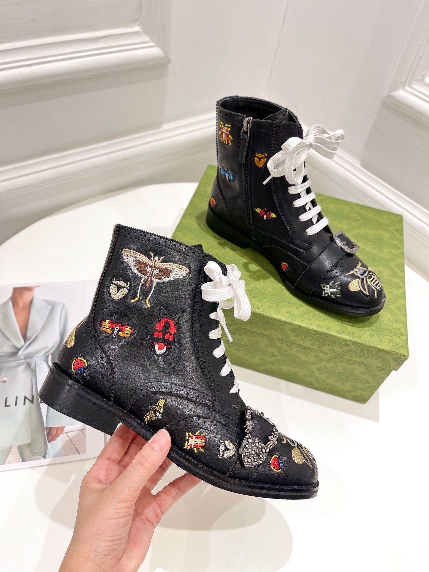 GU Boots Embroidered