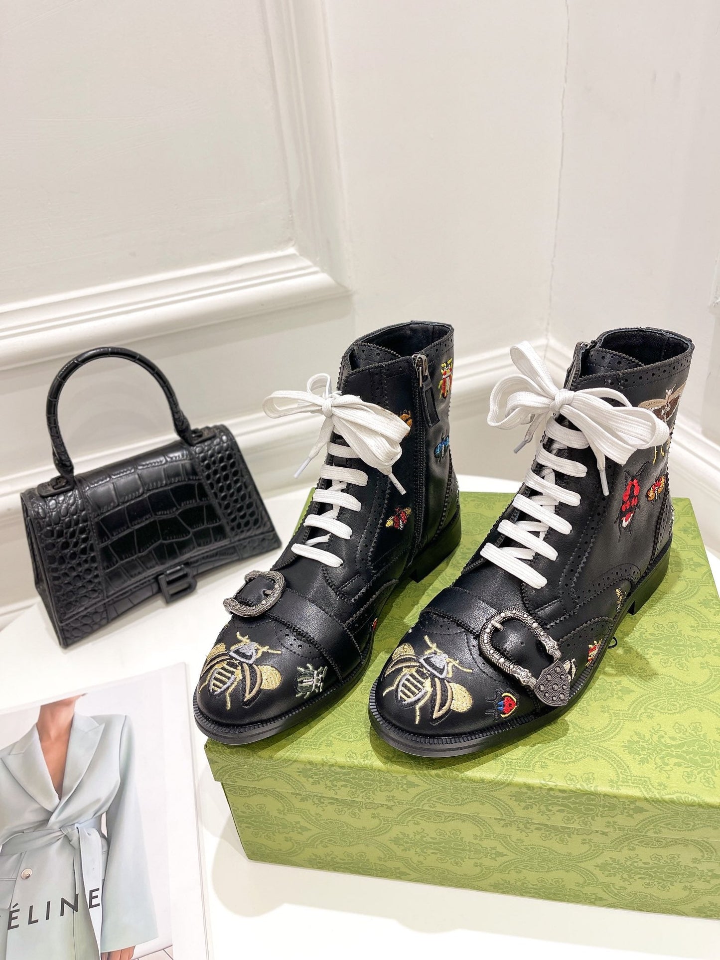GU Boots Embroidered