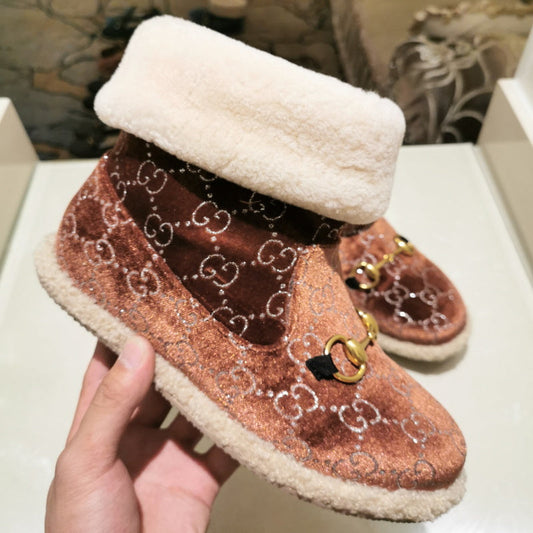 GU UGG Boots Warm Brown
