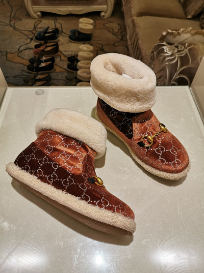 GU UGG Boots Warm Brown
