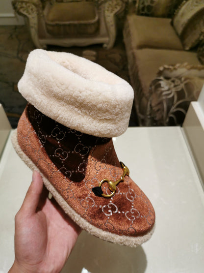 GU UGG Boots Warm Brown