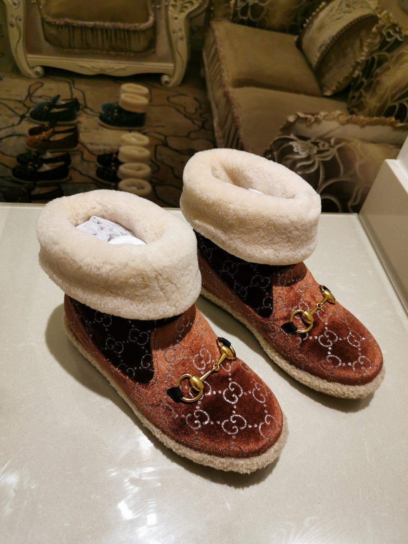 GU UGG Boots Warm Brown