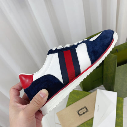 GU  Sneakers