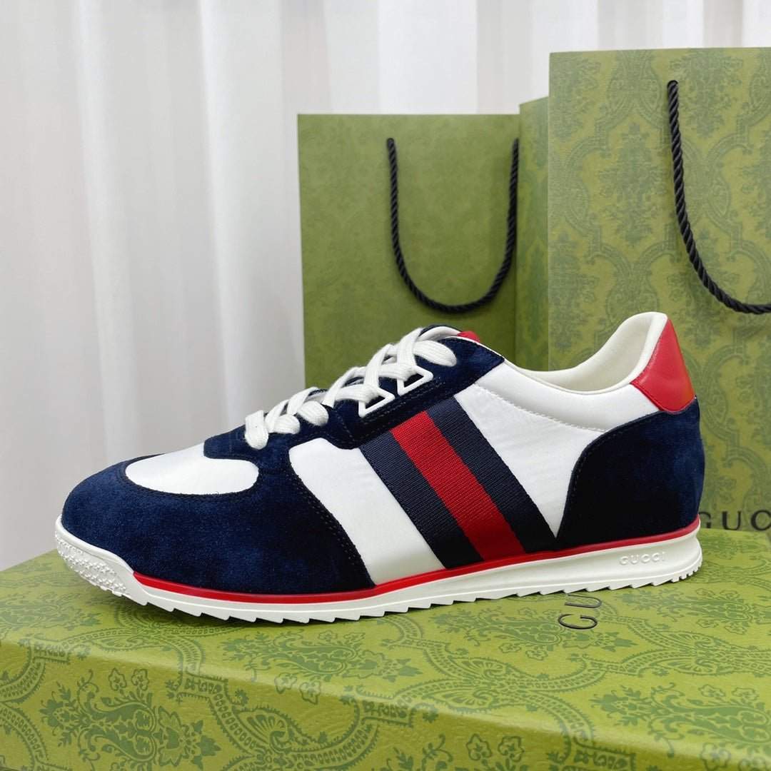 GU  Sneakers