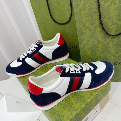 GU  Sneakers