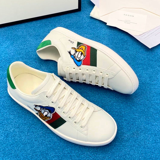 GU Sneakers Duck