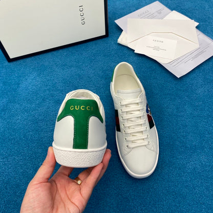 GU Sneakers Duck
