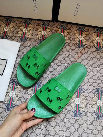 GU  Slippers  2  Color 's