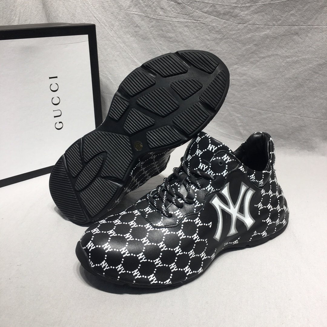 GU Sneakers NY Black