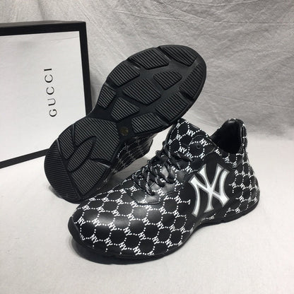 GU Sneakers NY Black