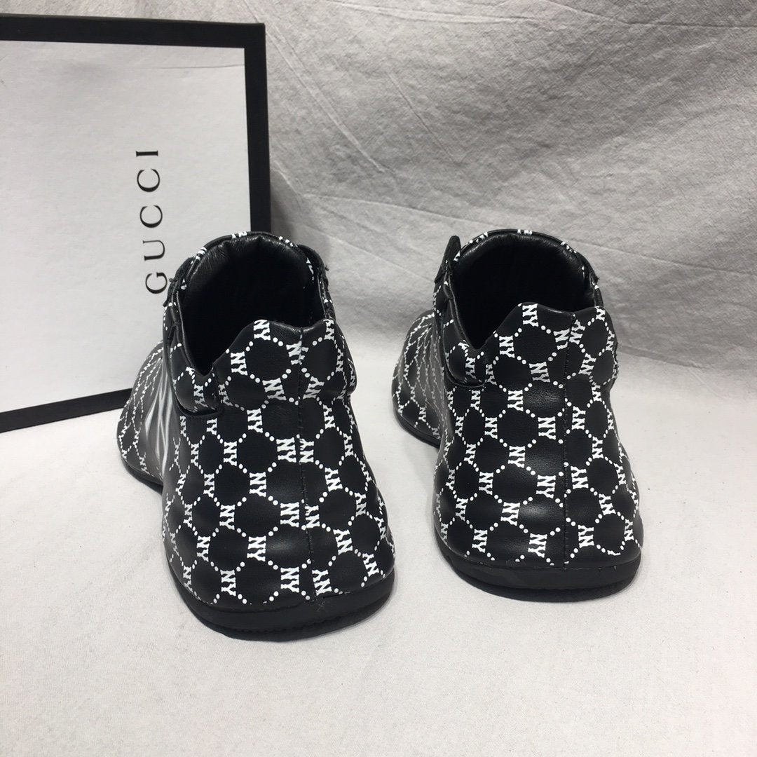 GU Sneakers NY Black