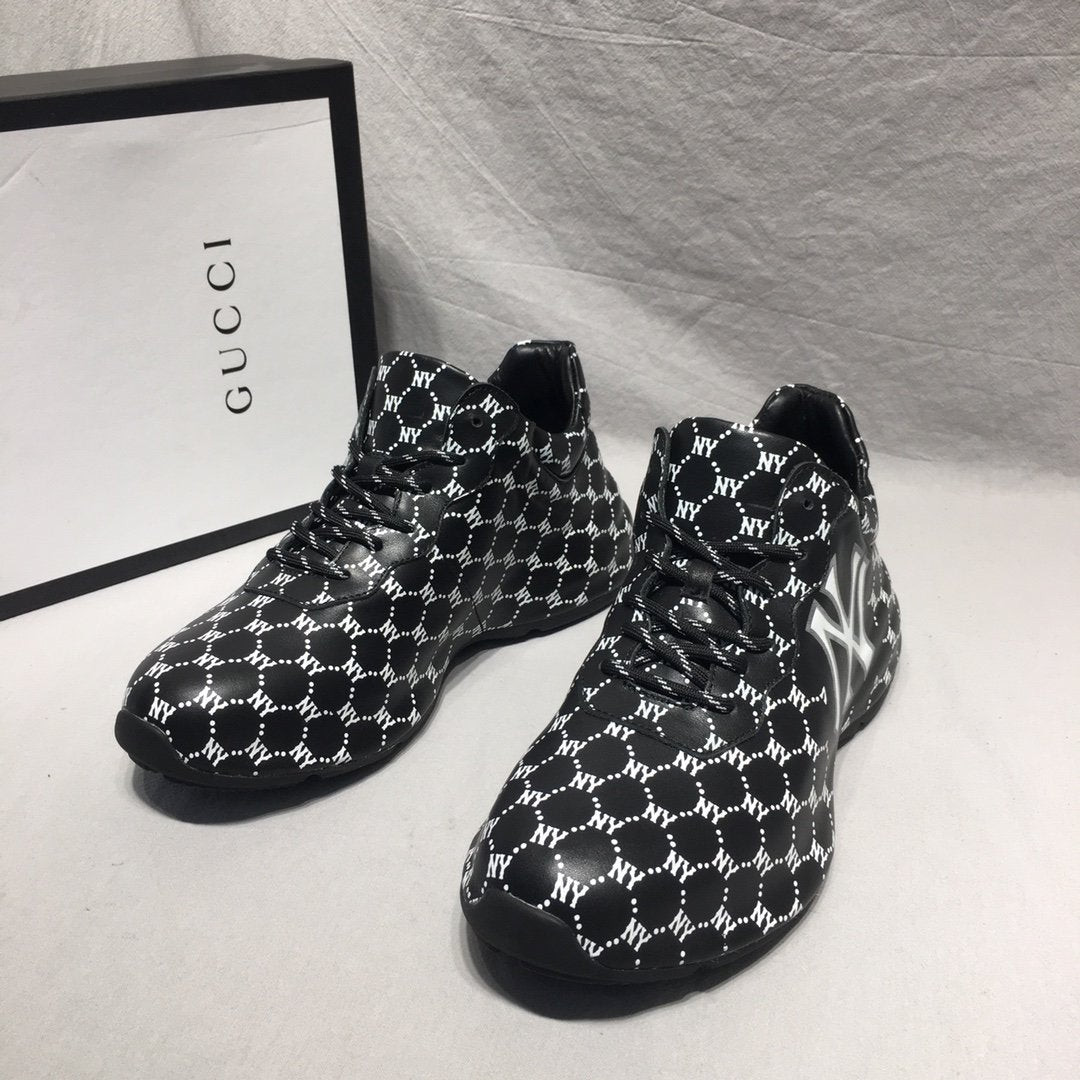 GU Sneakers NY Black
