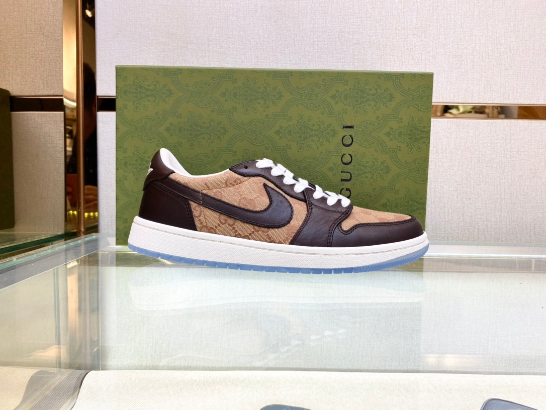 GU AJ1 N*KE Sneakers Jordan