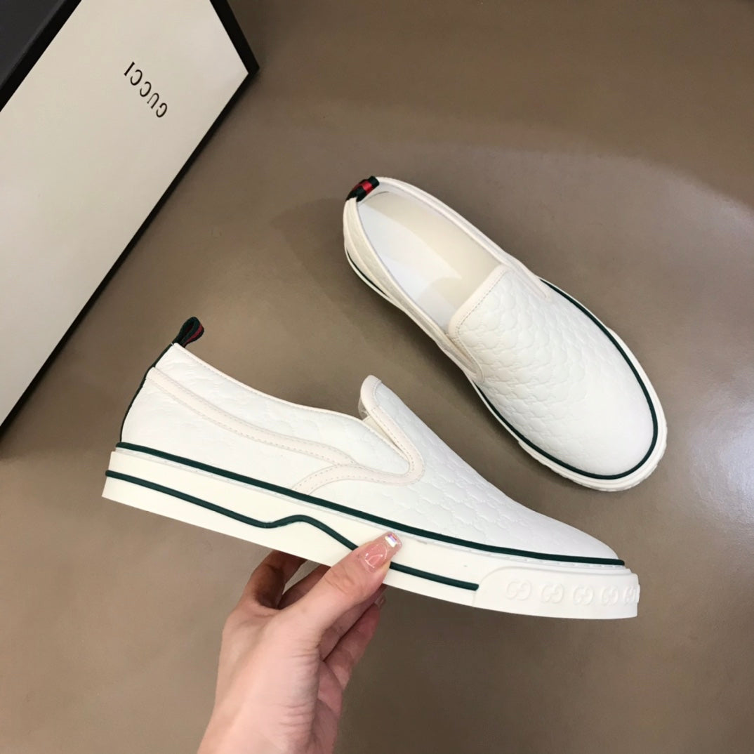 GU Sneakers Slip on  2 Color 's