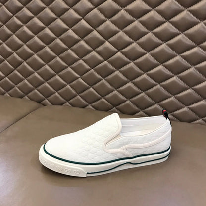 GU Sneakers Slip on  2 Color 's