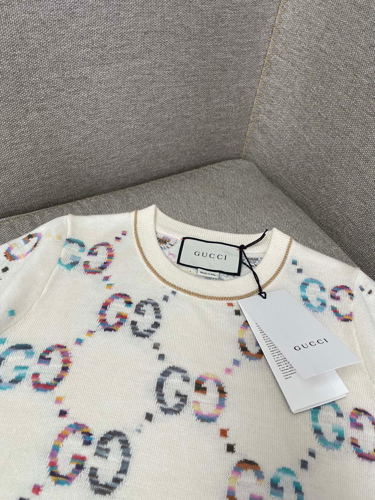 GU Sweater Woman knitted top 2 Color 's