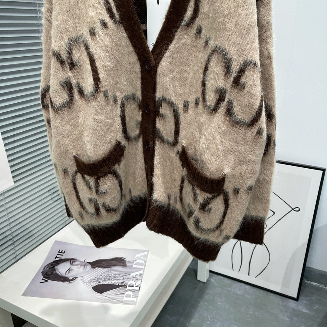 GU Sweater Pullover Woman Jacket