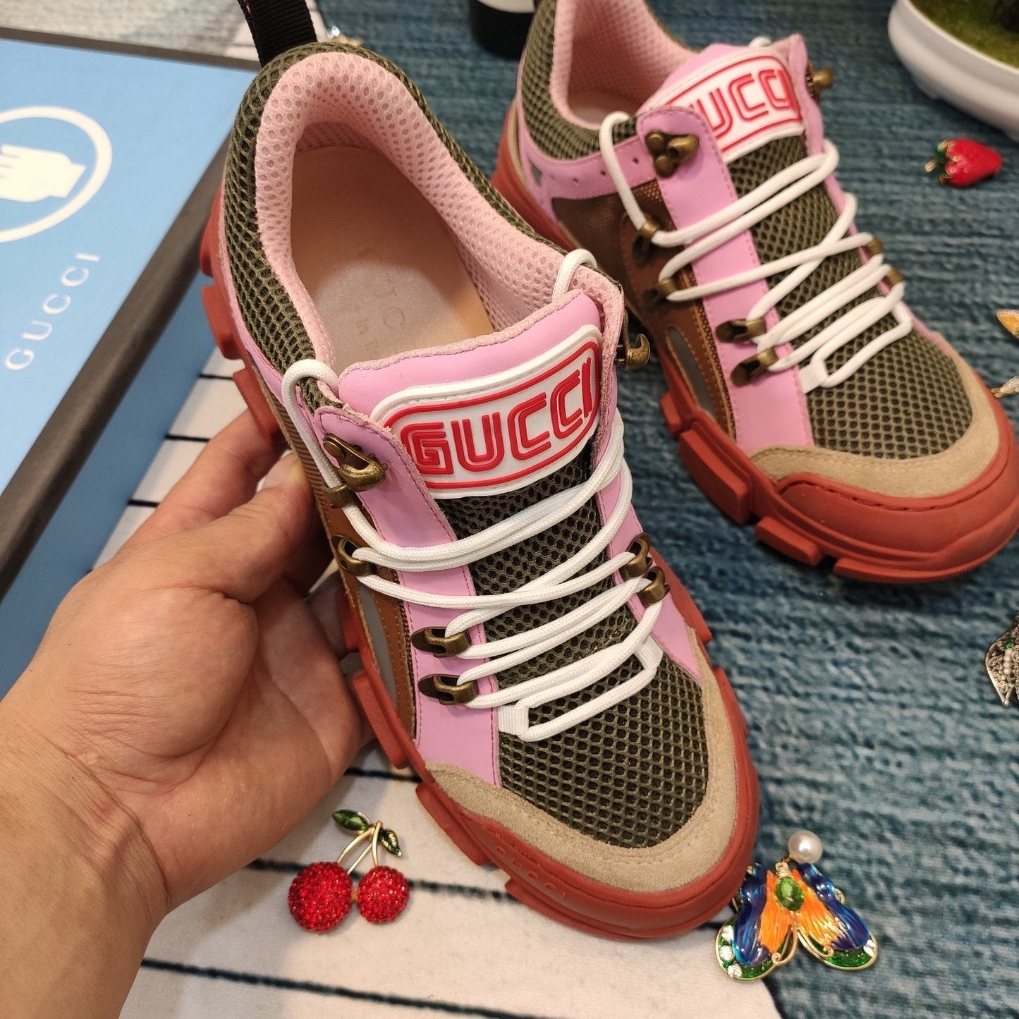 GU  Sneakers Pink Crystal