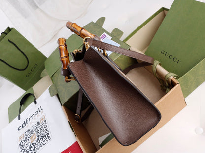 GU Bag Medium LOGO  27 cm