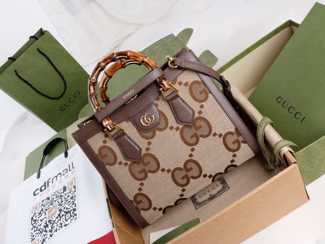 GU Bag Medium LOGO  27 cm