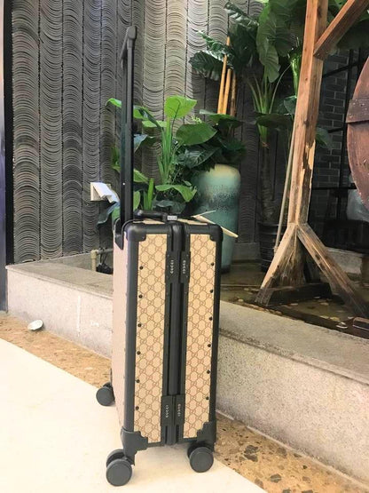 GU Rolling Luggage Bag