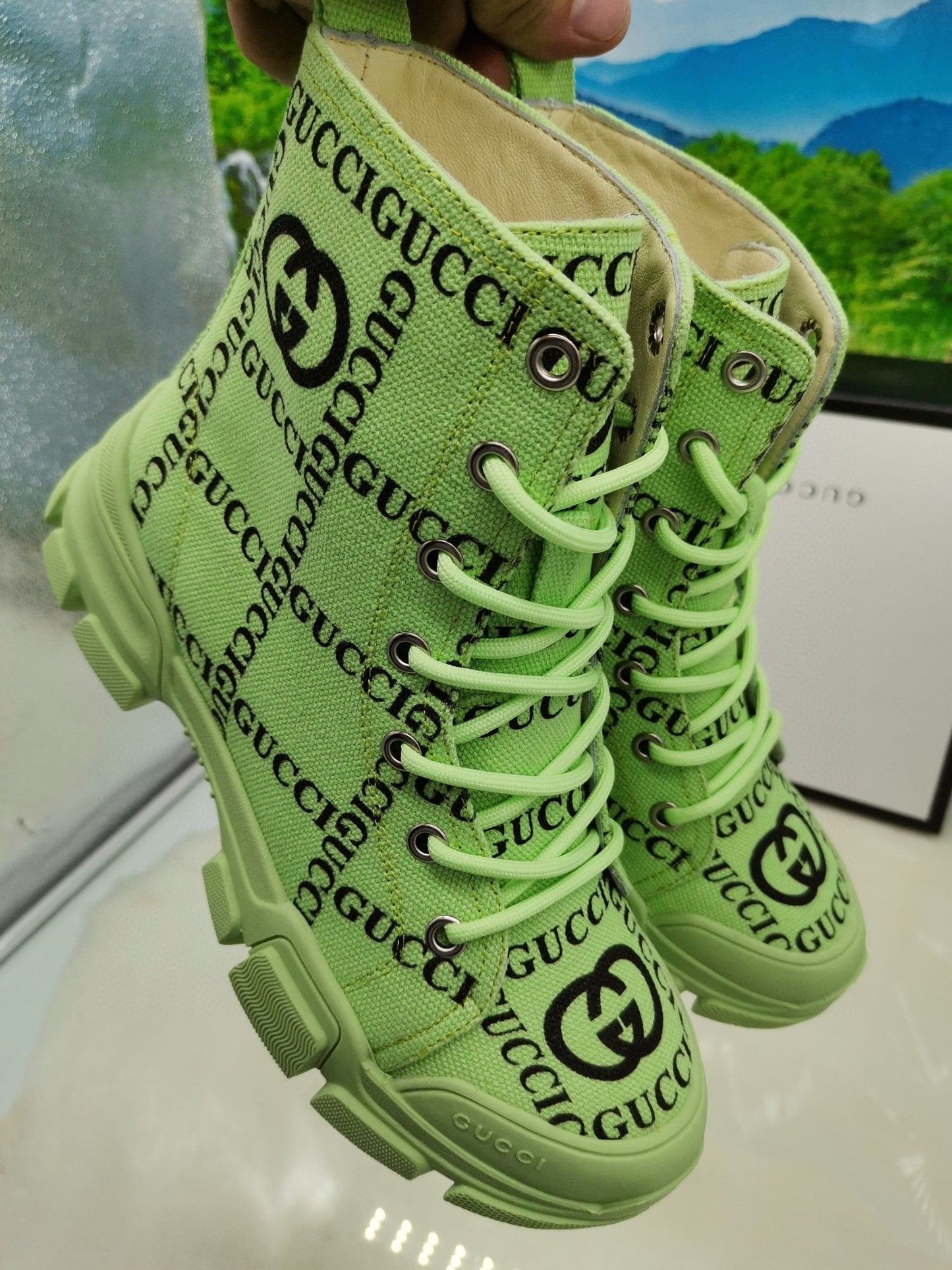 GU Boots Green